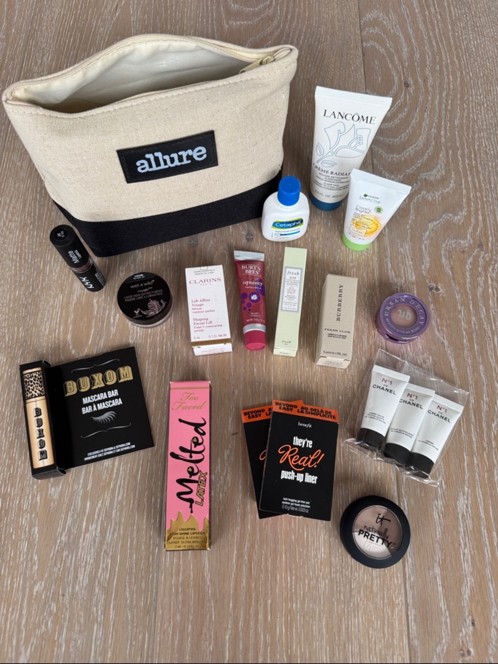 Allure Canvas Cosmetic Pouch with Assorted Beauty Samples. Never used.